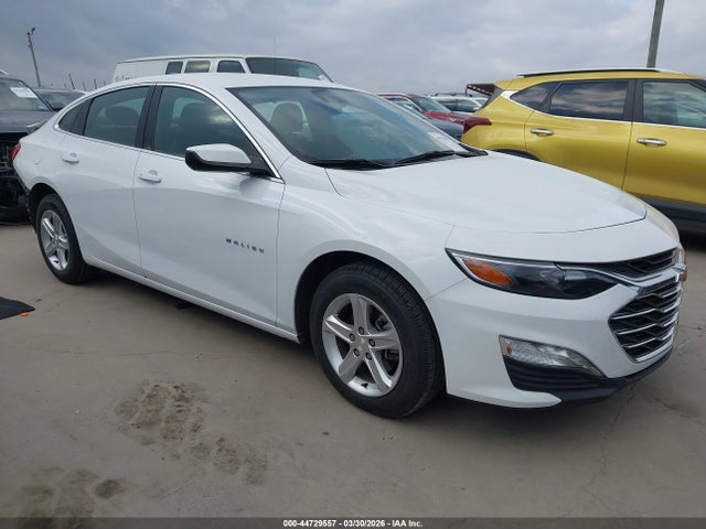 Salvage Chevrolet Malibu Image