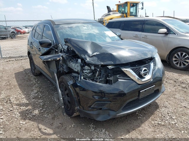 Salvage Nissan Rogue Image