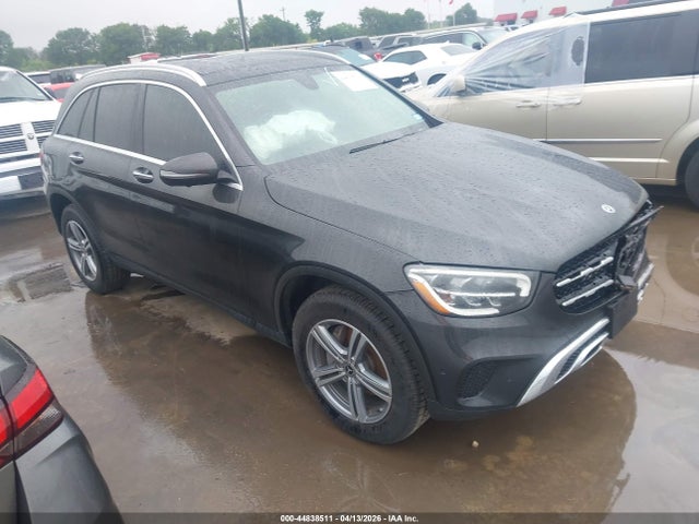 Salvage Mercedes-Benz GLC Image