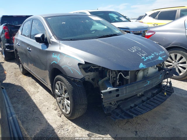 Salvage Nissan Sentra Image