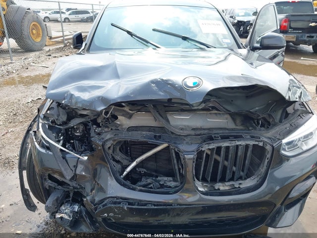 BMW X Series M40i