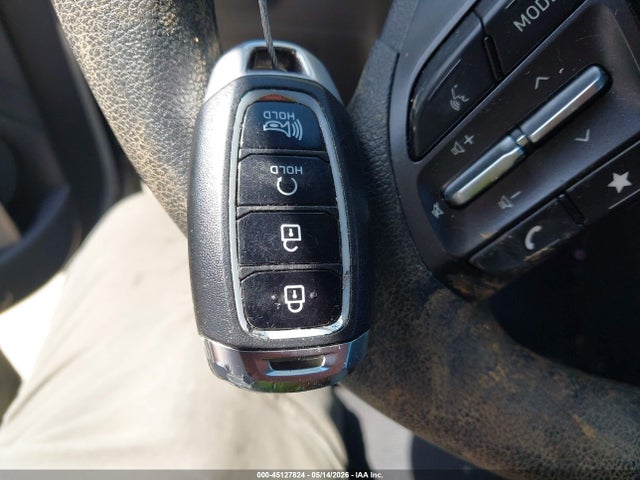 Hyundai KONA Sel