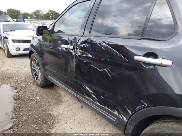 Ford Explorer Platinum