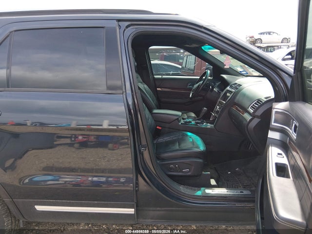 Ford Explorer Platinum