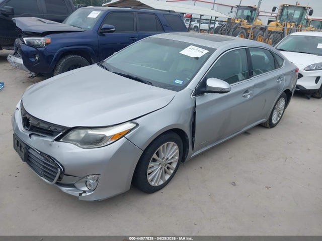 Toyota Avalon Hybrid Limited