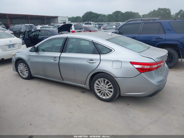 Toyota Avalon Hybrid Limited
