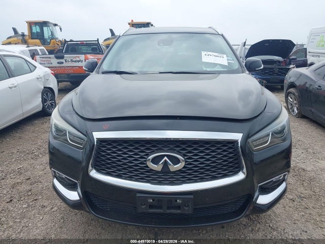 INFINITI Qx Luxe