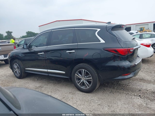 INFINITI Qx Luxe