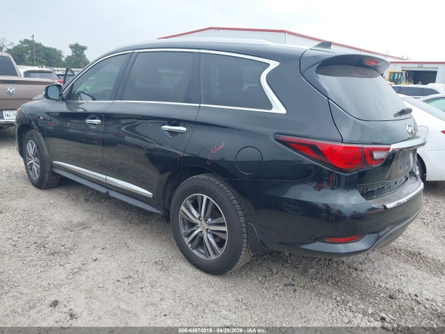 INFINITI Qx Luxe