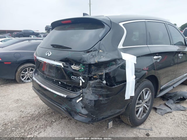 INFINITI Qx Luxe