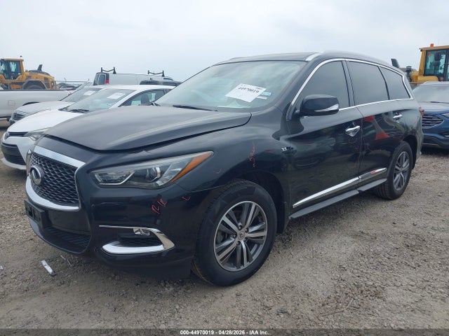 INFINITI Qx Luxe