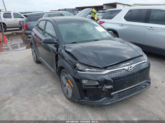 Salvage Hyundai KONA Image
