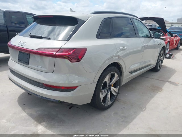Audi e-tron Premium Plus Quattro