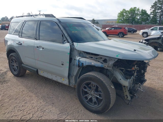 Salvage Ford Bronco Image