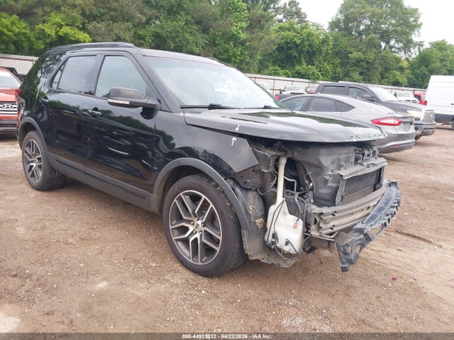 Salvage Ford Explorer Image