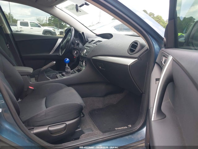 Mazda Mazda3 S Sport