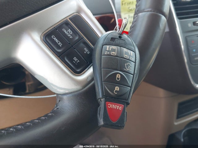 Chrysler Town & Country Touring