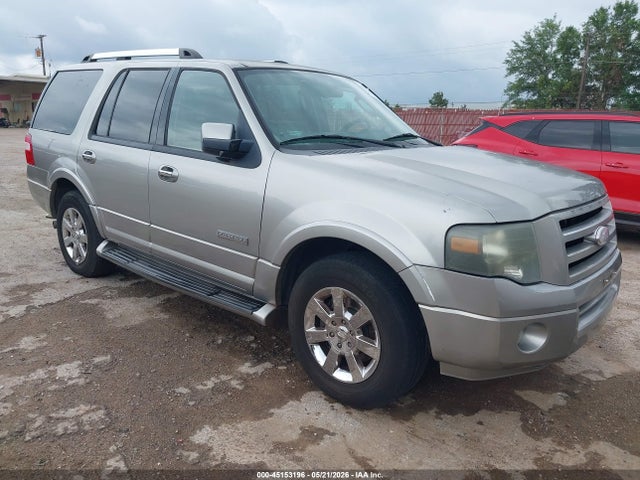 Salvage Ford Expedition Image