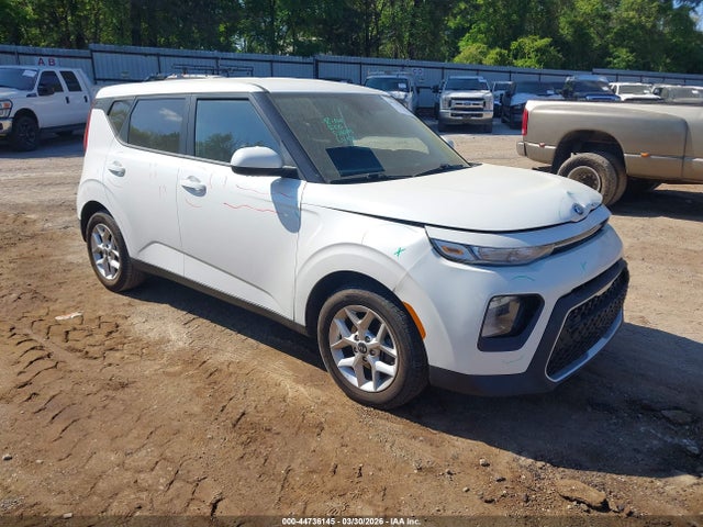 Salvage Kia Soul Image