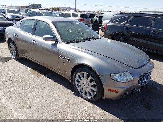 Salvage Maserati Quattroporte Image