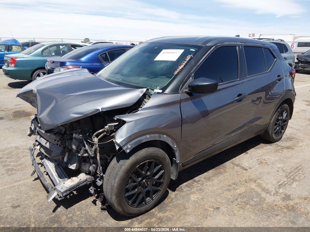Nissan Kicks S Xtronic Cvt