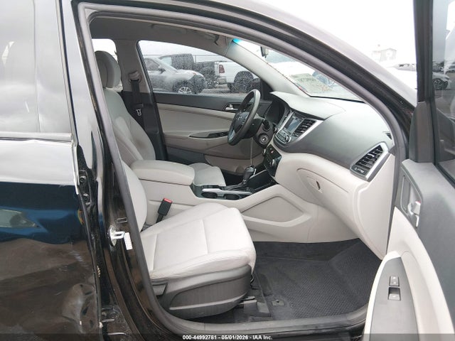 Hyundai TUCSON Se