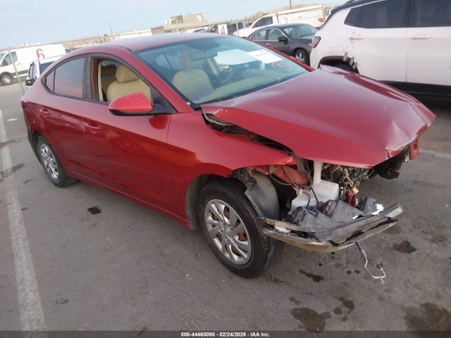 Salvage Hyundai ELANTRA Image