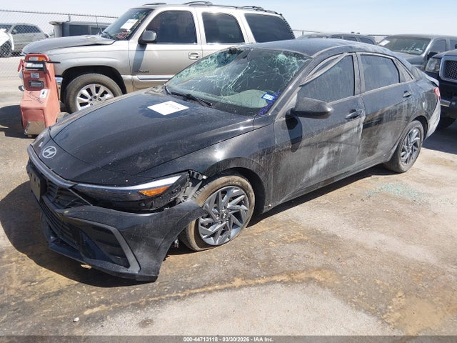 Hyundai ELANTRA Sel