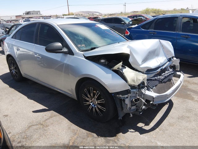 Salvage Chevrolet Cruze Image