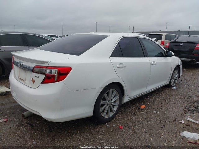 Toyota Camry Xle V6