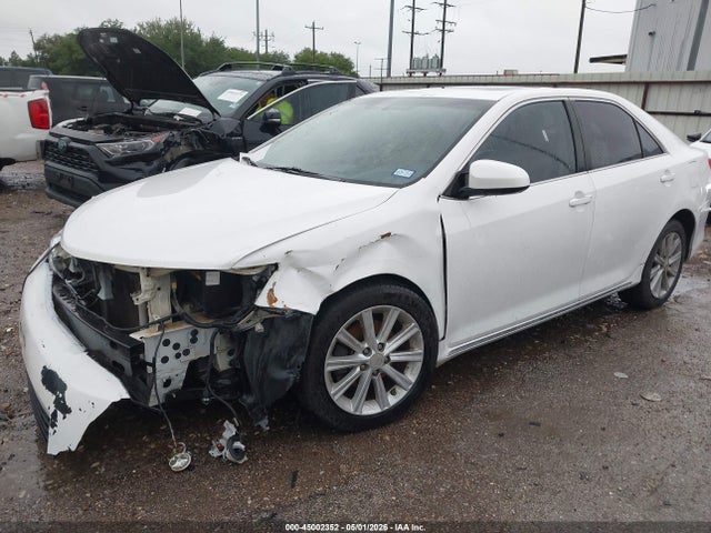 Toyota Camry Xle V6