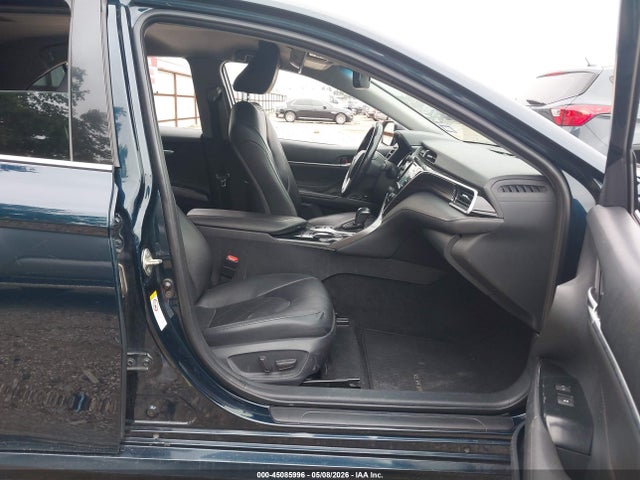 Toyota Camry Xle