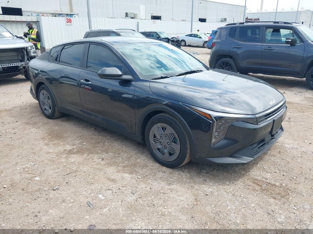 Salvage Kia K4 Image
