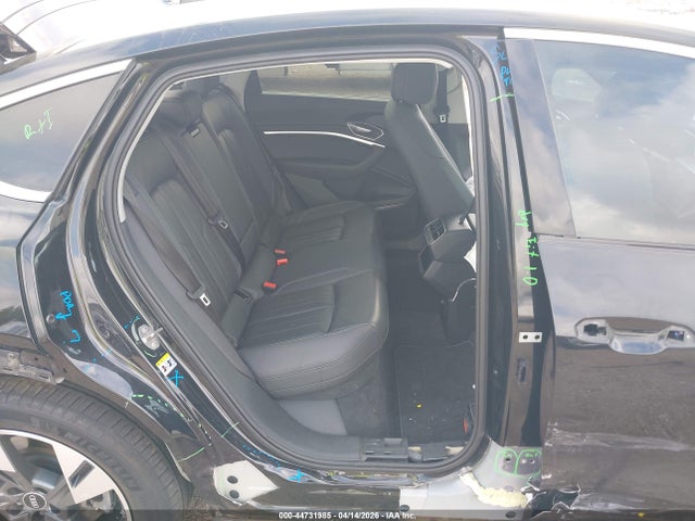 Audi e-tron Premium Plus S Line Quattro