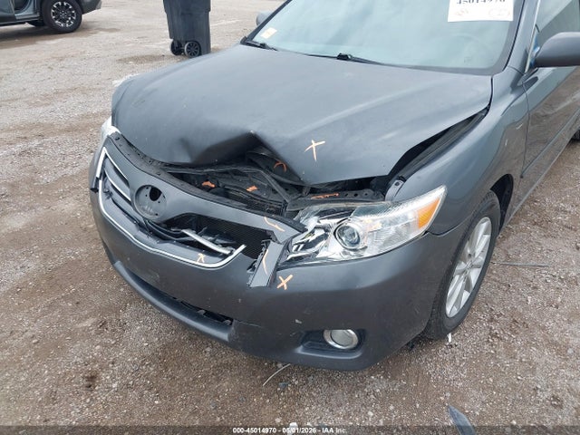 Toyota Camry Xle V6