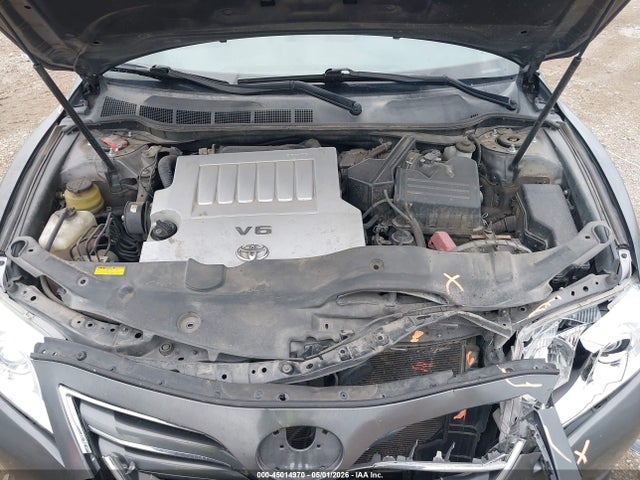 Toyota Camry Xle V6