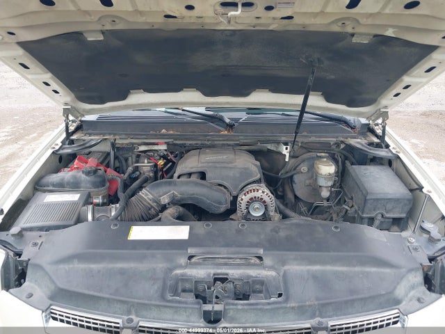 Cadillac Escalade Standard