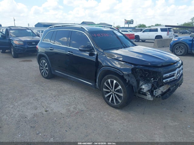 Salvage Mercedes-Benz GLB Image