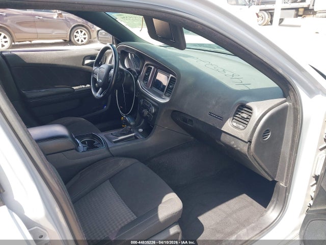 Dodge Charger Sxt Rwd