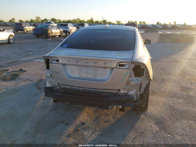 Volvo S60 Inscription T5