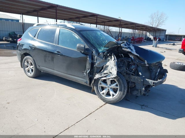 Salvage Nissan Rogue Image