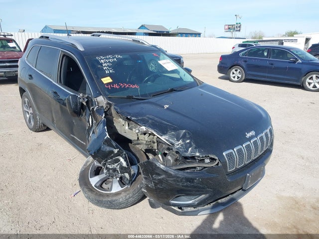 Salvage Jeep Cherokee Image