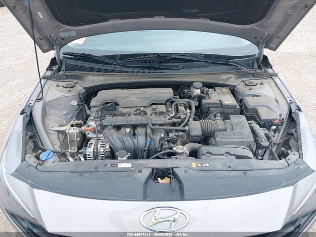 Hyundai ELANTRA Sel