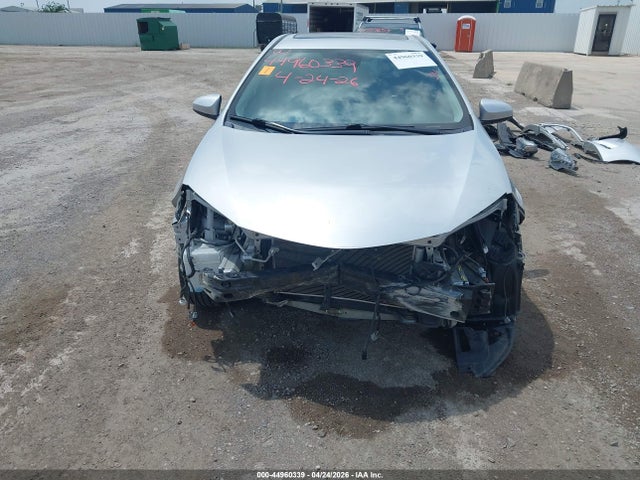 Toyota Corolla Xle