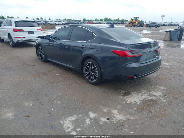 Toyota Camry Xle