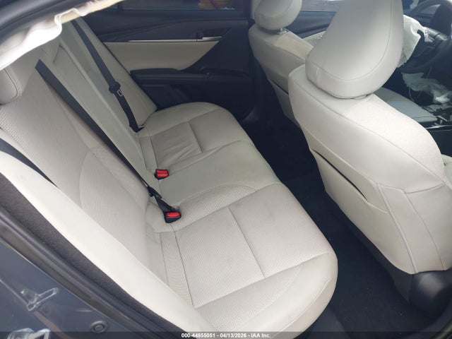 Toyota Camry Xle