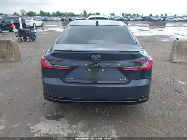 Toyota Camry Xle