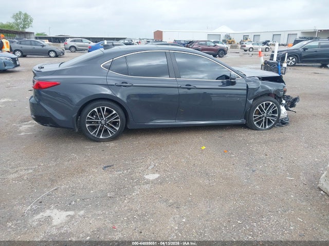 Toyota Camry Xle