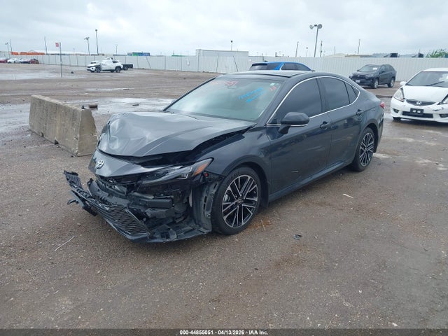 Toyota Camry Xle