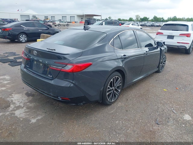 Toyota Camry Xle
